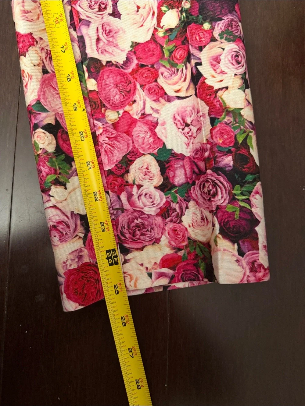 Kate Spade “Jackie” Rose Print Cotton Silk Blend Capri Pants